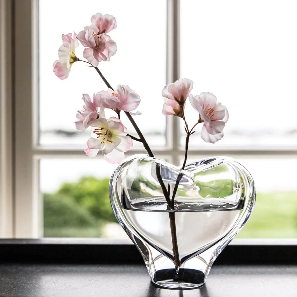 Simon Pearce Clear Glass Heart Vase